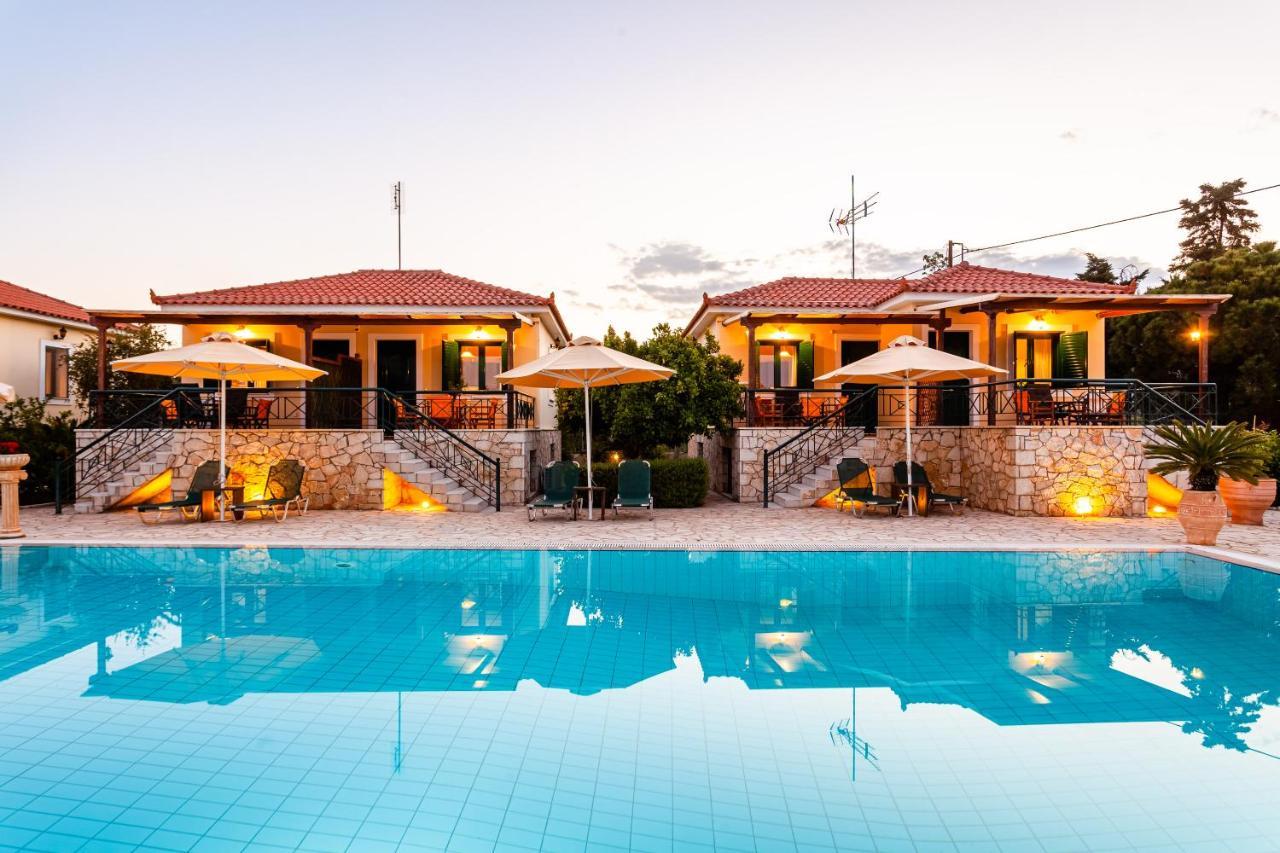 Dukes Poolside Houses Parálion Ástros Esterno foto
